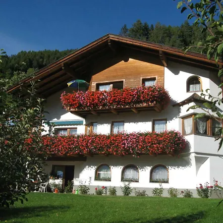 Haus Neururer Apartment *